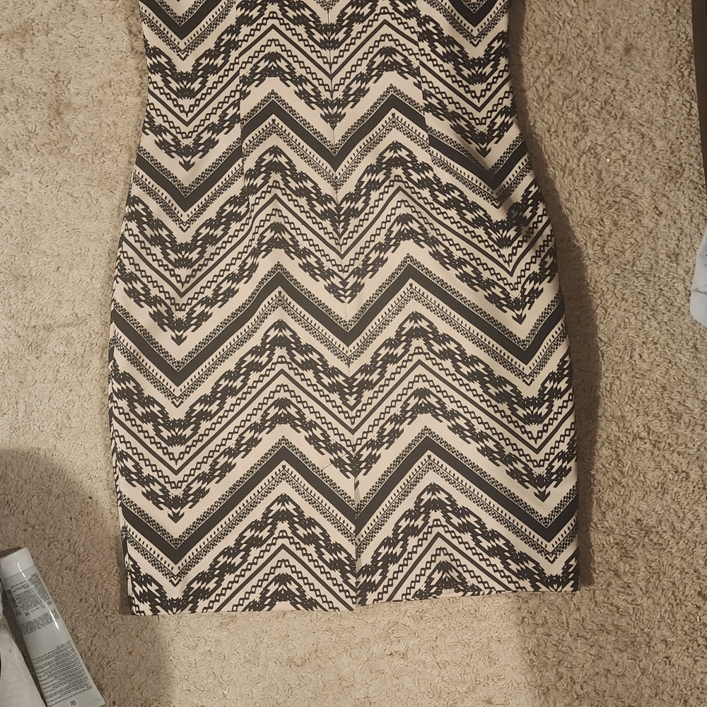 Vince Camuto Cream & Black Geo Pattern Dress